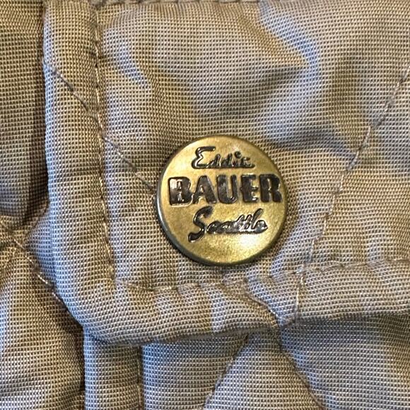 Eddie Bauer Womens Size Medium Down Quilted Jacket in Tan With Snap Closure - Picture 5 of 8